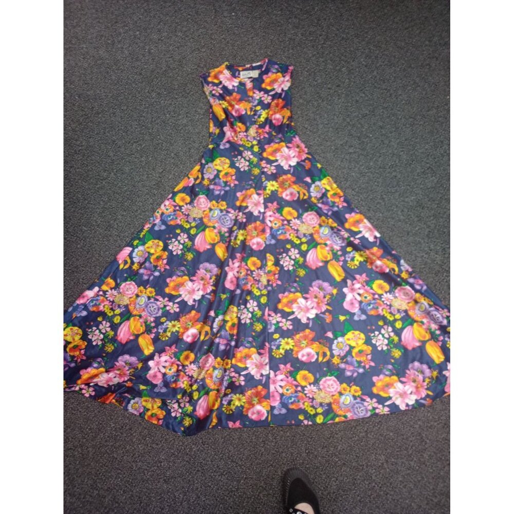 "Rare Vintage Leslie Fay Maxi Dress - Iconic 60s/70s Floral Disco Era"